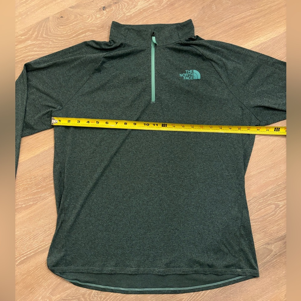 The North Face 1/4 zip size XL - Picture 4 of 5